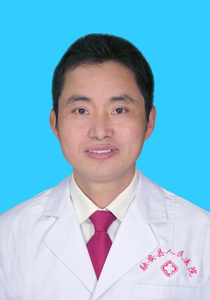 姓名：梁建能
职称：副主任医师
科室：中医科主任